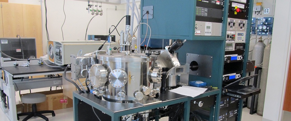 Photo of research equipment housed in the Thin Films facility. 